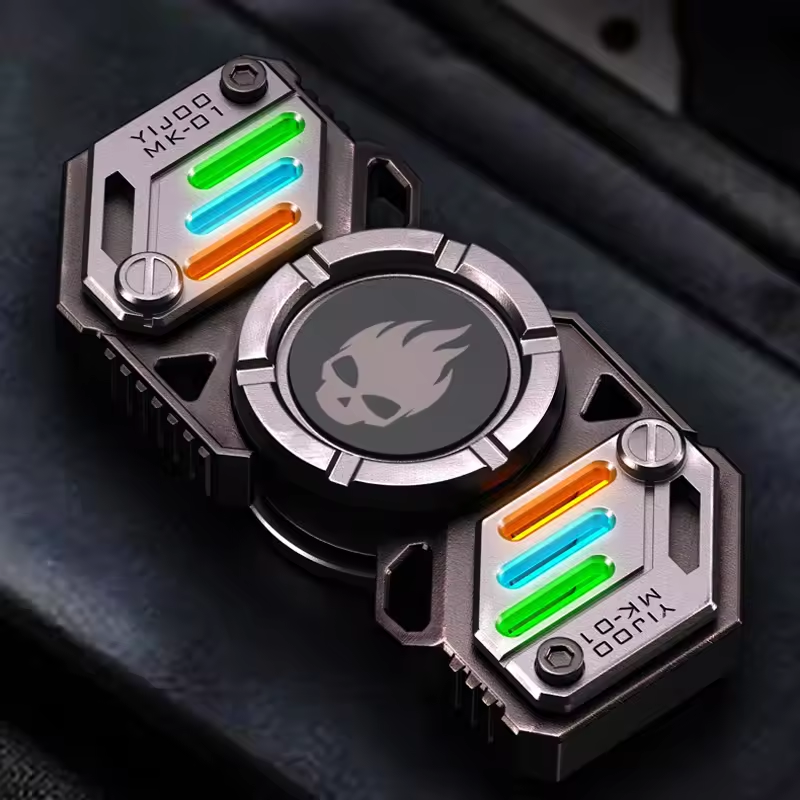 Fidget Spinner Metal Glow in the Dark Skull UFO - CosmoGlow Stainless Steel R188 Bearing EDC