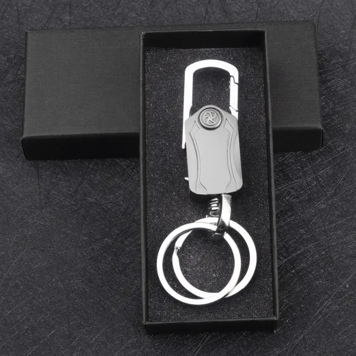 UniKey EDC Car Keychain Multi-Tool | Box Cutter, Fidget Spinner & Phone Stand