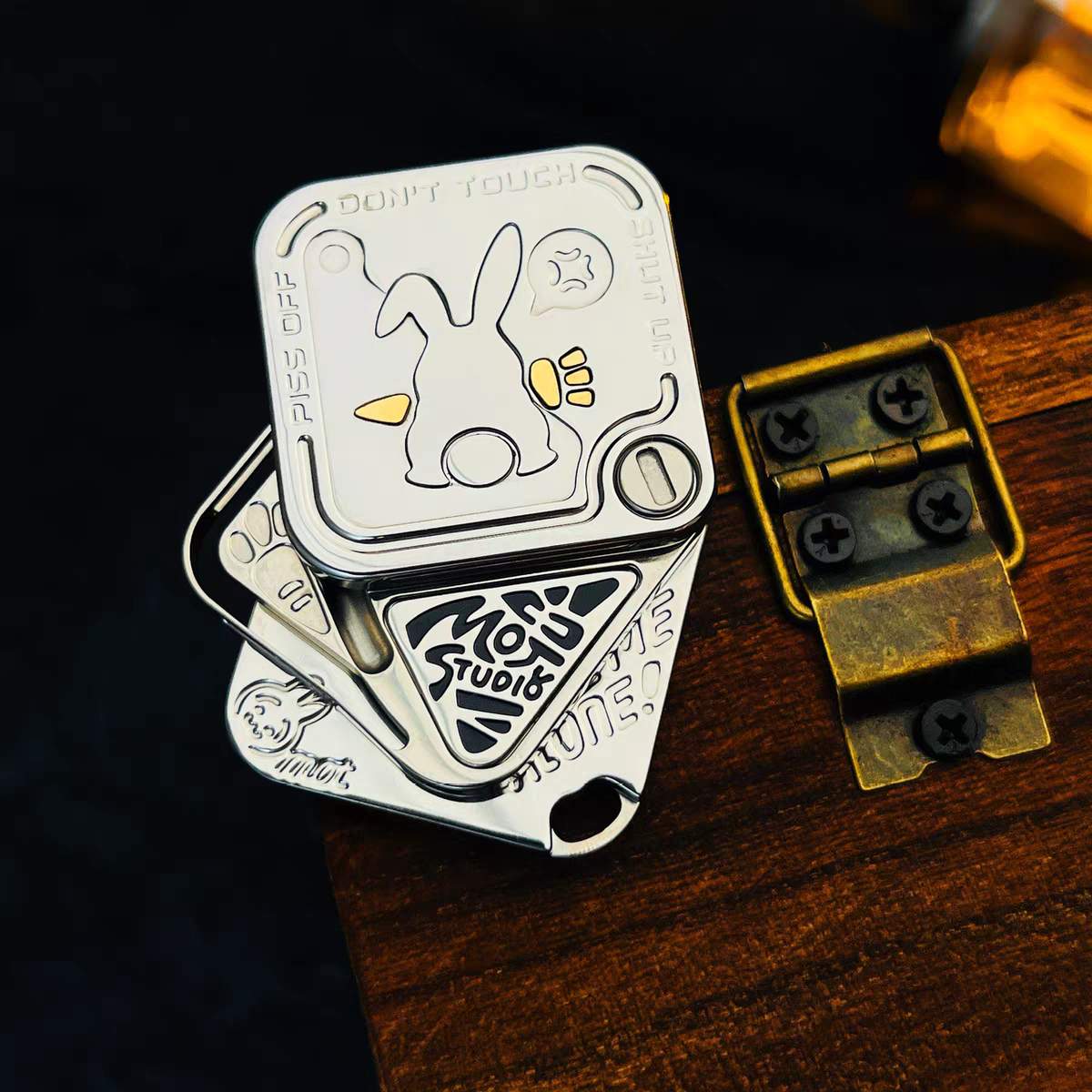 Fidget Slider – Rabbit Snap Side-Push Stainless Steel EDC Collectible Attitude Toy