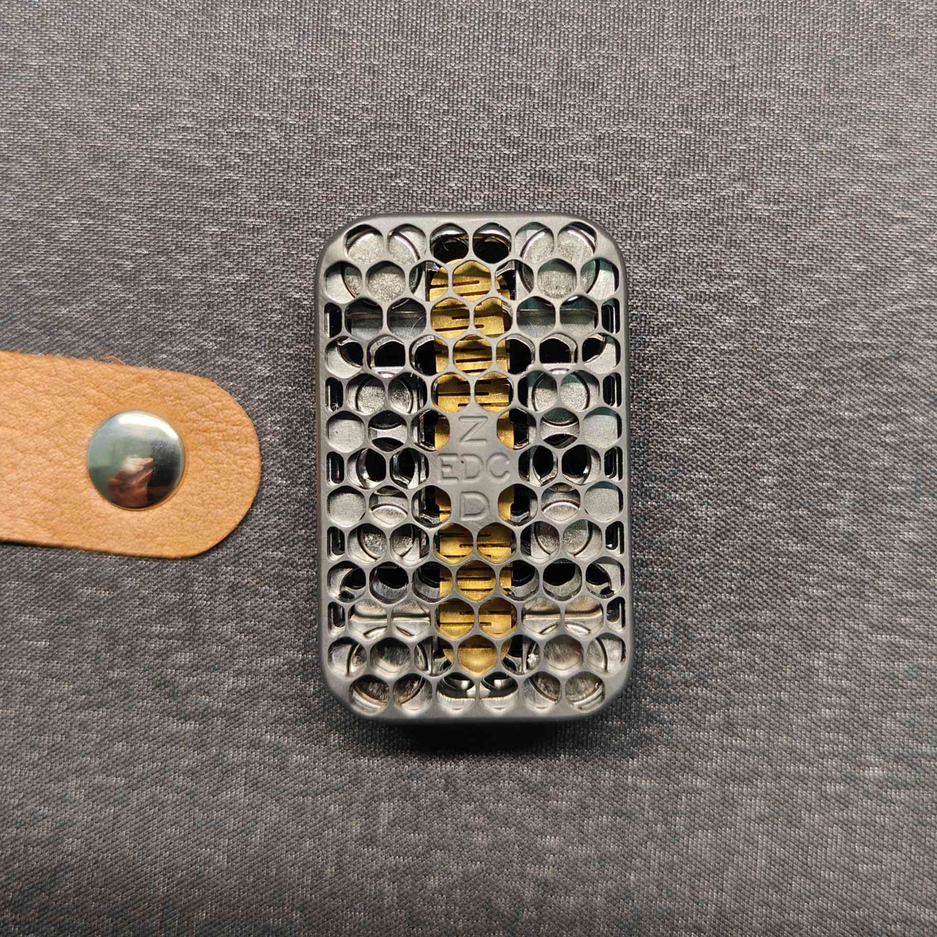Fidget Slider Zirconium Infinite Vibration Feedback 40g - ZD Hollow Mechanical Brass Spring EDC