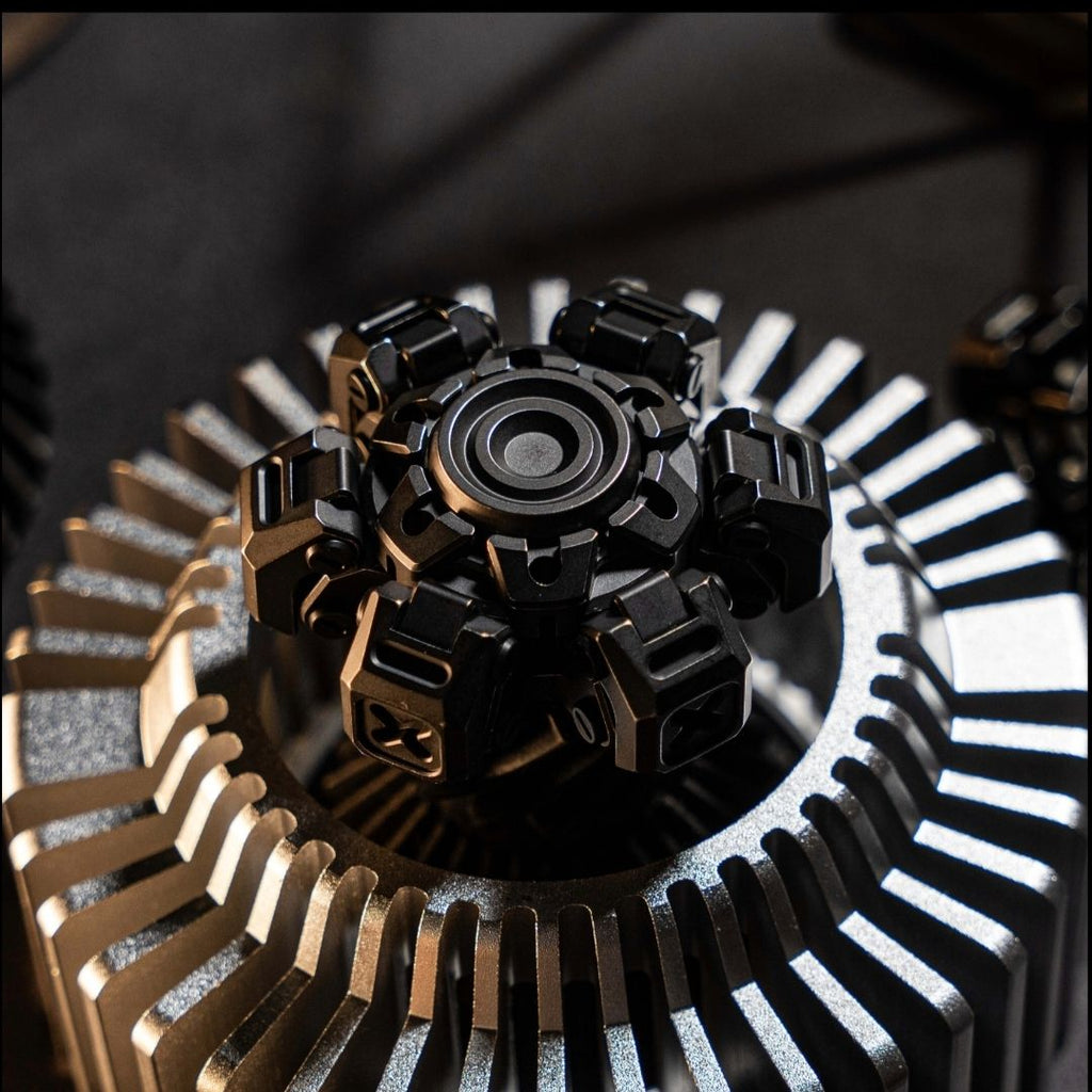 Mecha City X Heavy-Mech Fidget Toy - Dual Armor Deploy EDC