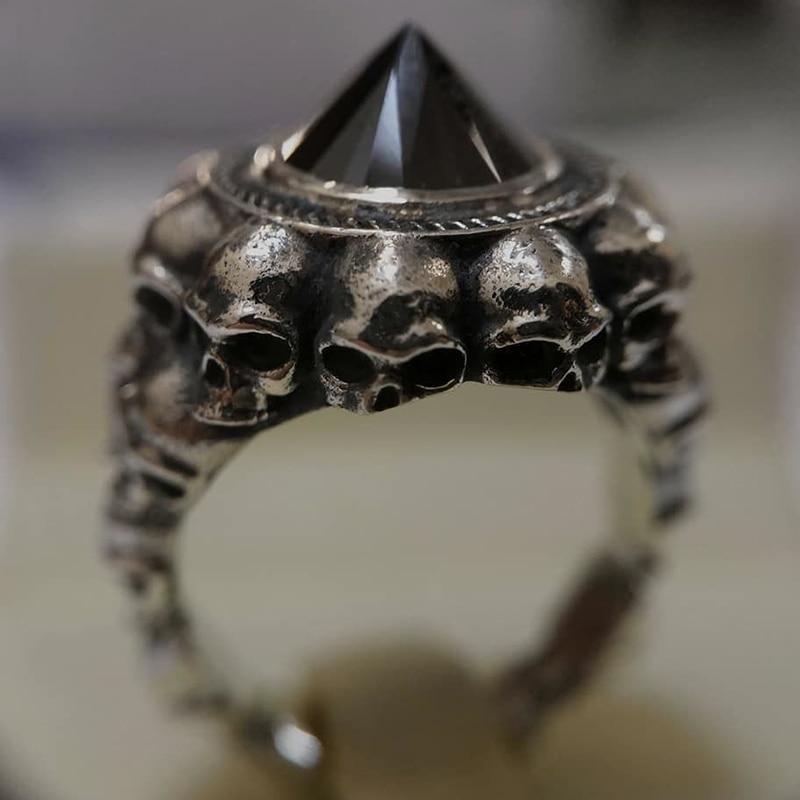 Skull Ring – Aneka Crystal Zircon Gothic Punk Biker Statement