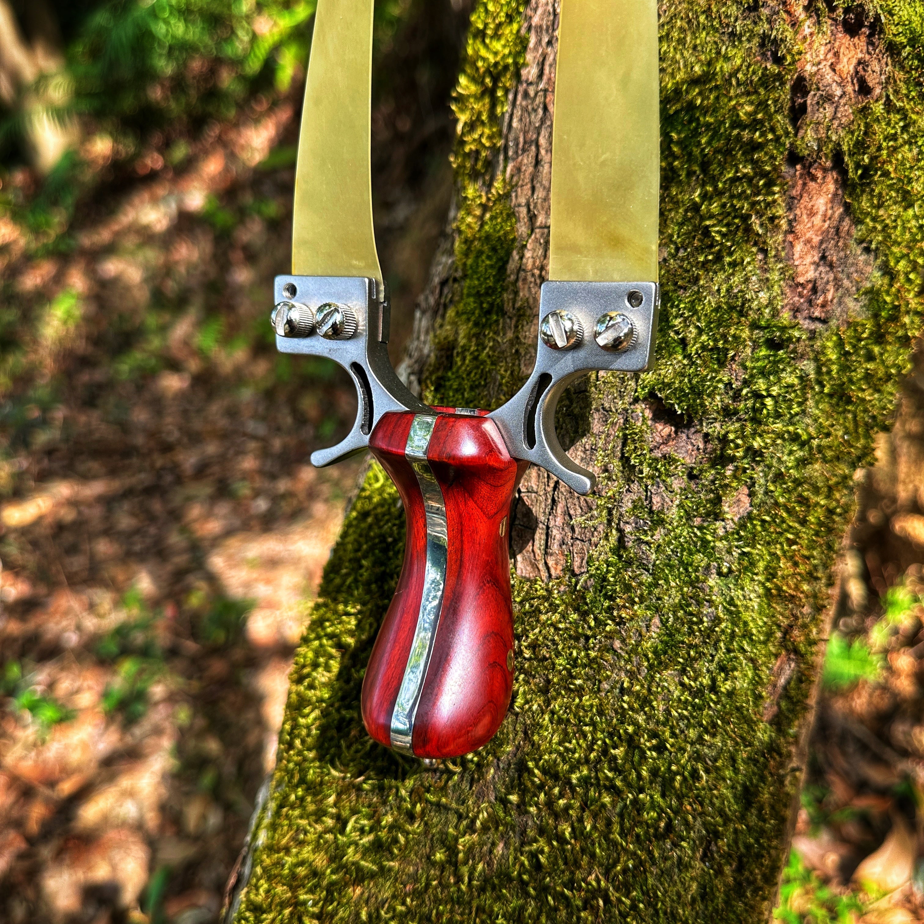 Hunting Slingshot – Stainless Steel Wood Handle Slingshot with Laser & Level Fiber Optic Sight