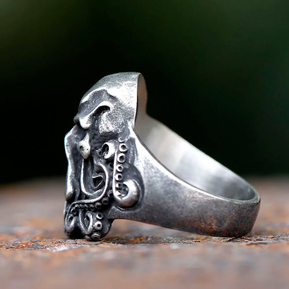 Skull Ring – Gothic Octopus Tentacle Punk Dark Nautical Statement