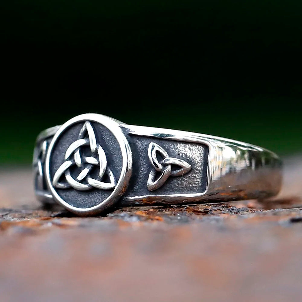 Celtic Ring – Enchanted Witch Knot 316L Stainless Steel Wiccan Gothic Amulet Ring for Men Women