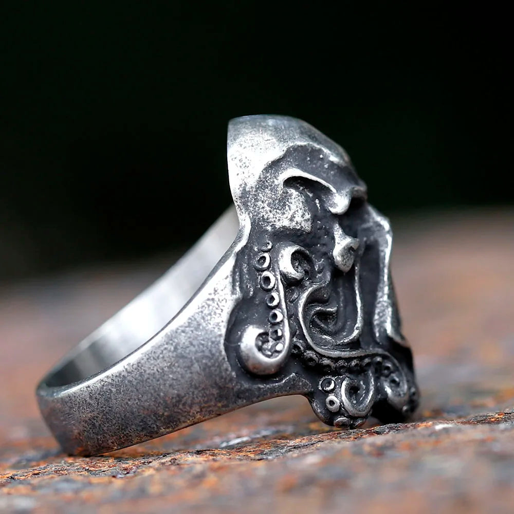 Skull Ring – Gothic Octopus Tentacle Punk Dark Nautical Statement