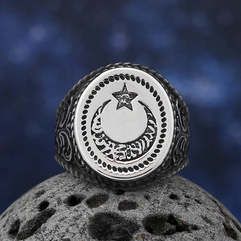 Moon Ring – Nightfall Eclipse Star Gothic Punk Celestial Statement