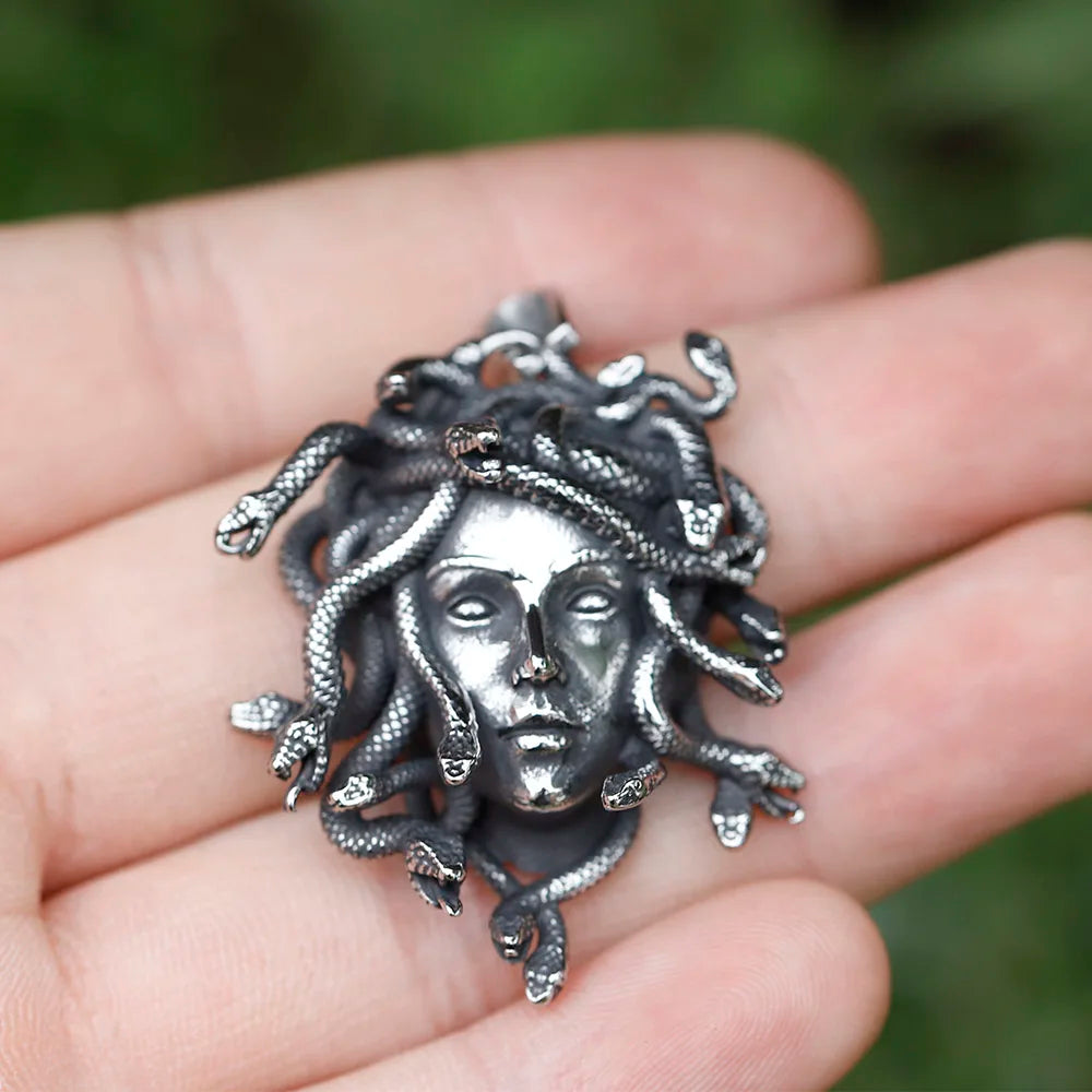 Medusa Necklace – Gorgon Pendant Spiga Chain Gothic Punk Statement