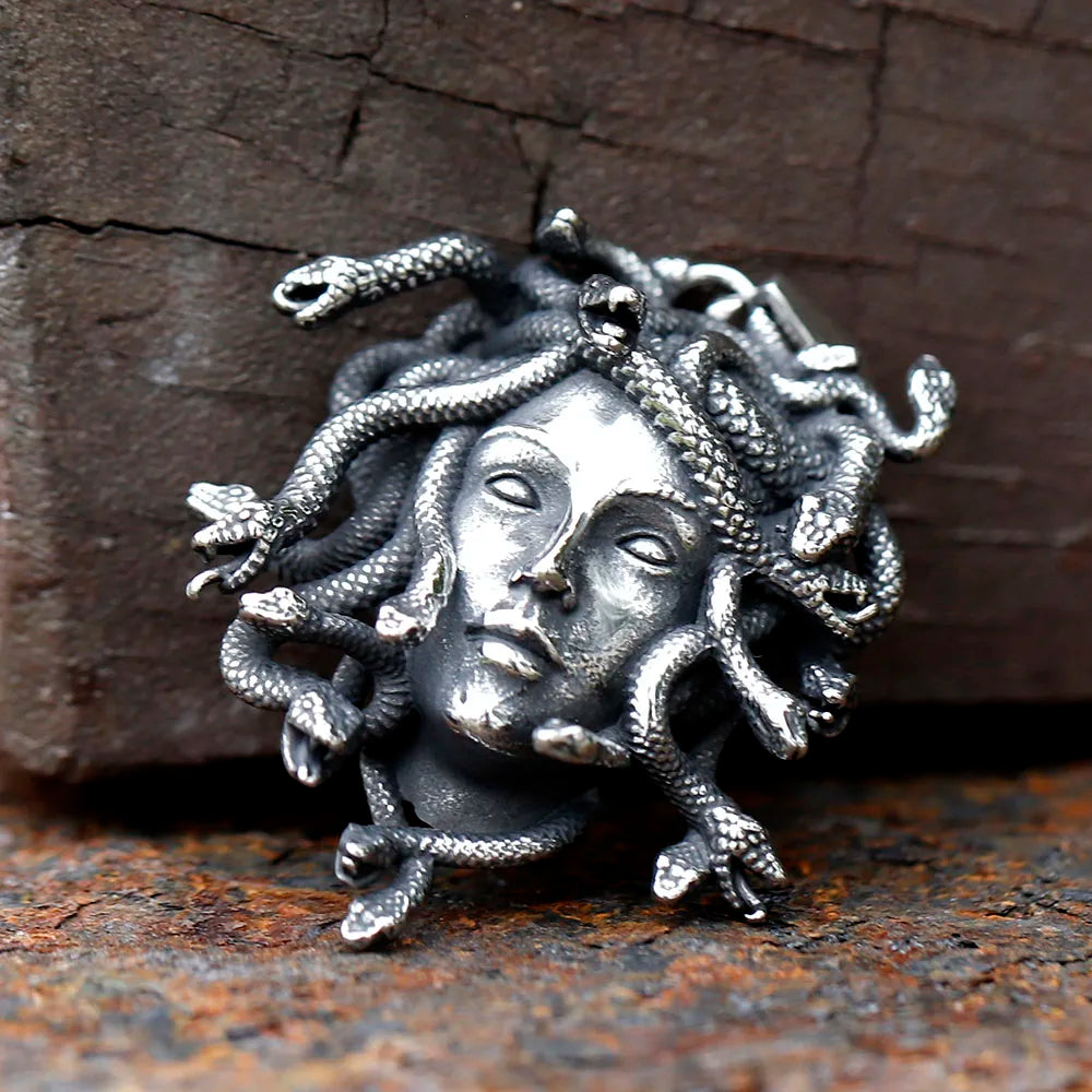 Medusa Necklace – Gorgon Pendant Spiga Chain Gothic Punk Statement