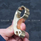 Brass Single Finger Knuckles – H-59 Snail Design Ultra-Thick 15mm with Polished 112g detail image - detail view 4