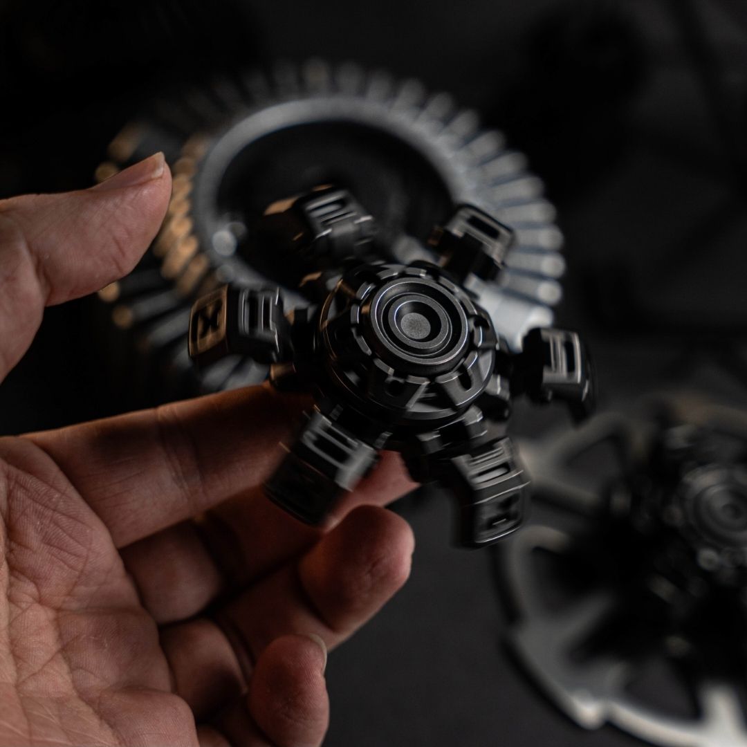 Mecha City X Heavy-Mech Fidget Toy - Dual Armor Deploy EDC