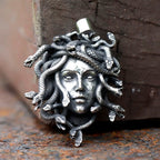 Gothic Statement Necklace – Medusa with Gorgon Pendant Spiga Chain Punk detail image