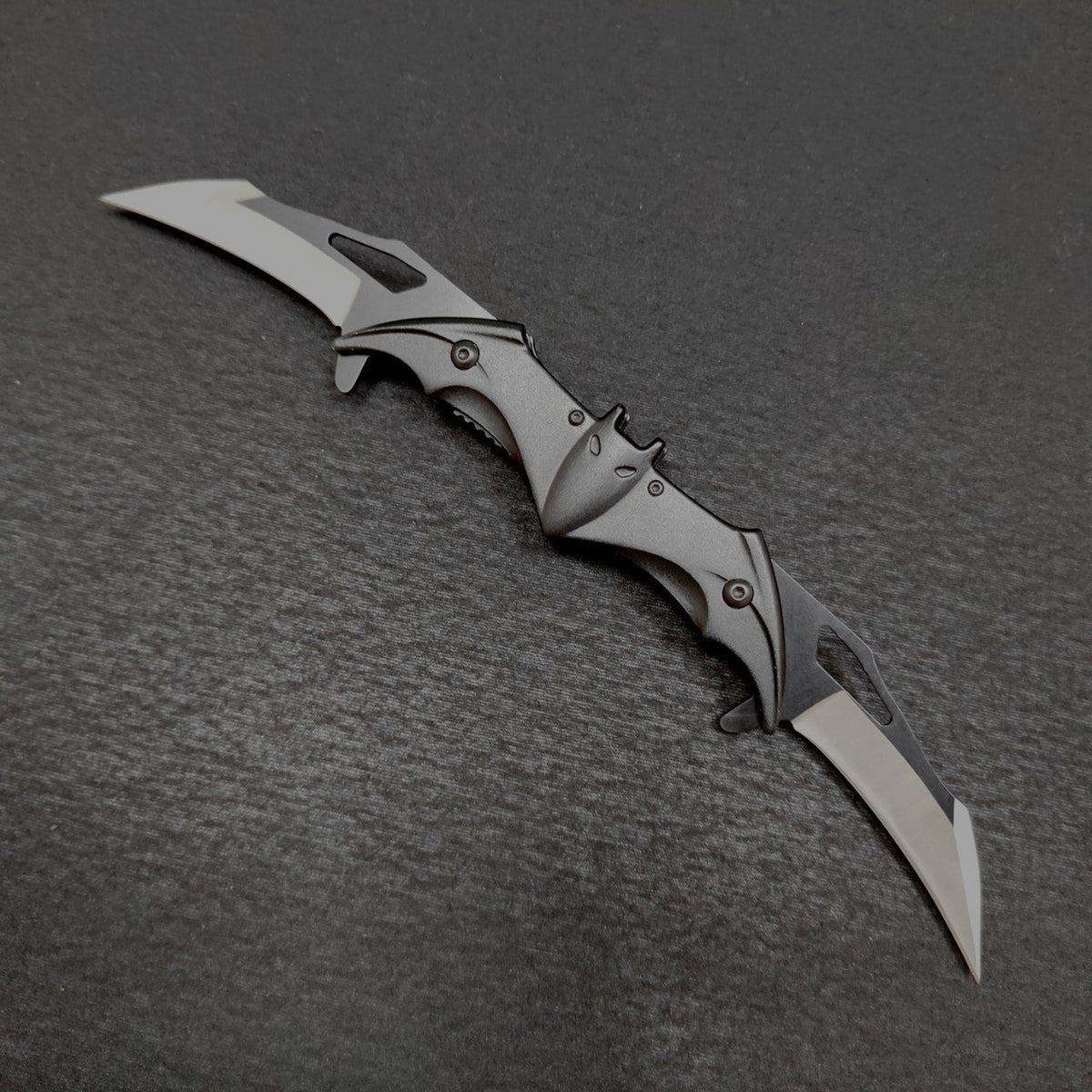 Stainless Steel Folding Knife – The Bat Double-Sided with 3Cr13 EDC detail image - detail view 9
